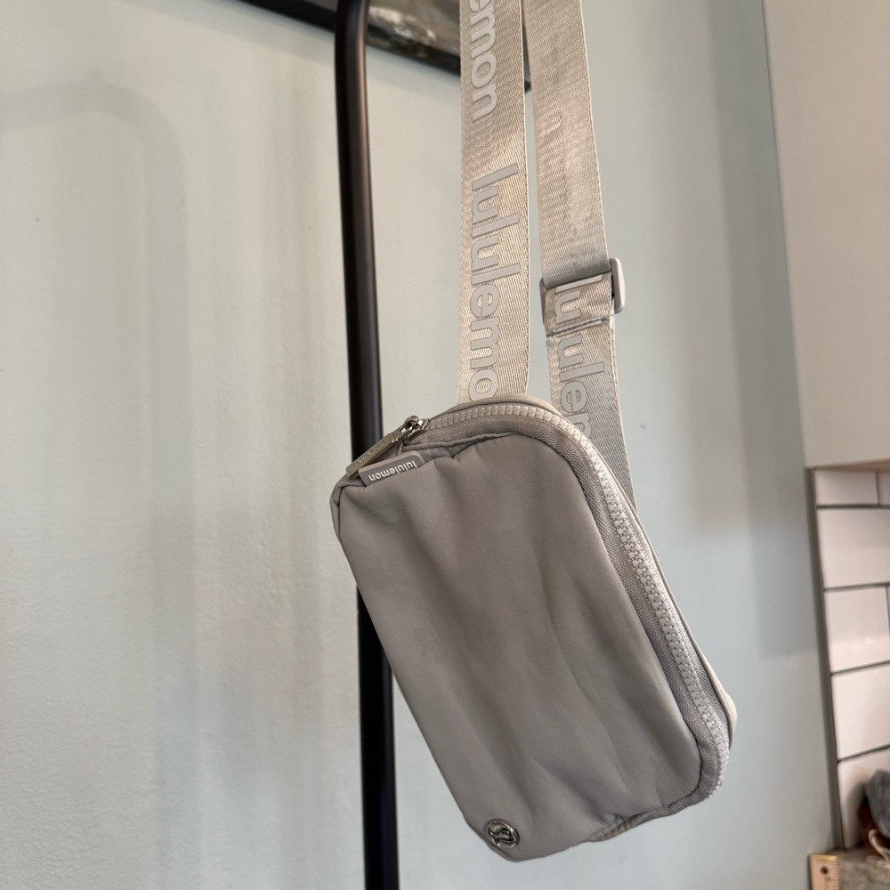 lululemon athletica Light Gray Everyday Crossbody Bag
